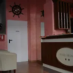 ホテル Mignon 50 Mt Dalla E Dall'isola Pedonale