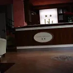 ホテル Mignon 50 Mt Dalla E Dall'isola Pedonale 2*