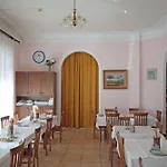 Mignon 50 Mt Dalla E Dall'isola Pedonale 2* アラッシオ