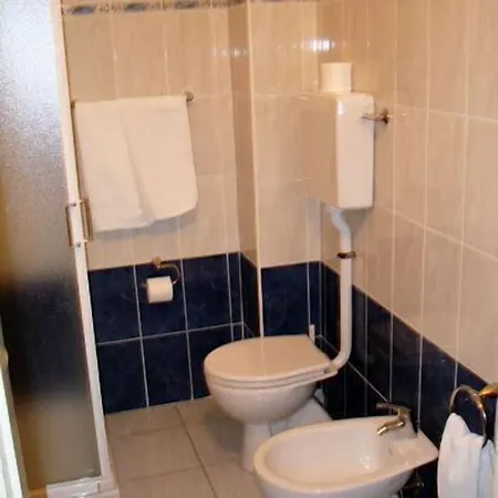 Mignon 50 Mt Dalla E Dall'isola Pedonale 2* 阿拉西奥