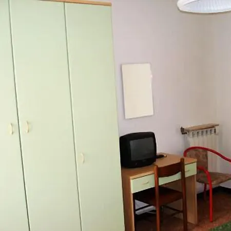 Mignon 50 Mt Dalla E Dall'isola Pedonale 阿拉西奥