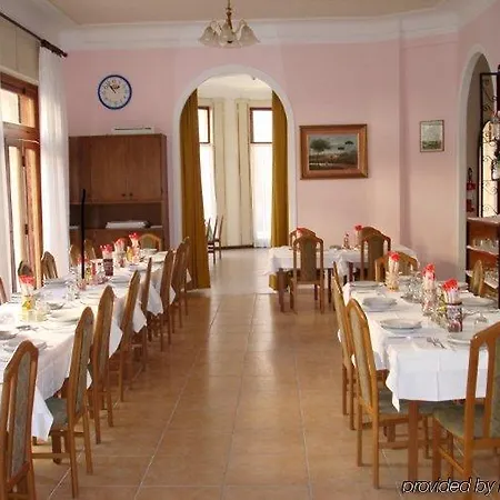 Mignon 50 Mt Dalla E Dall'isola Pedonale