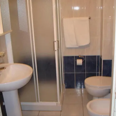 酒店 Mignon 50 Mt Dalla E Dall'isola Pedonale 2*